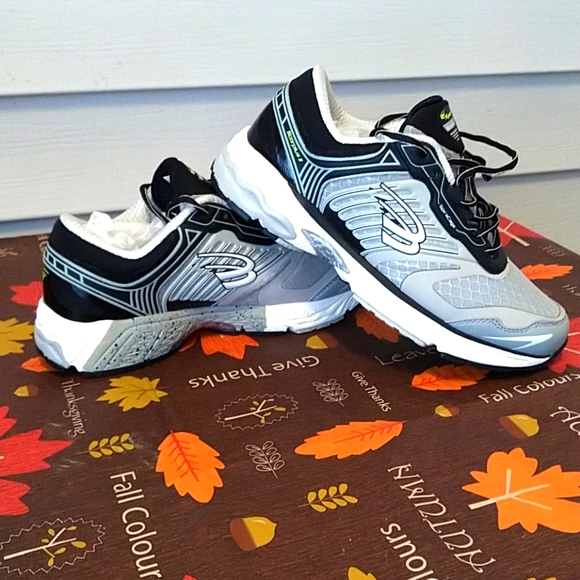 Spira Other - Men's Spira Running 🏃 Scorpius II Running Shoes